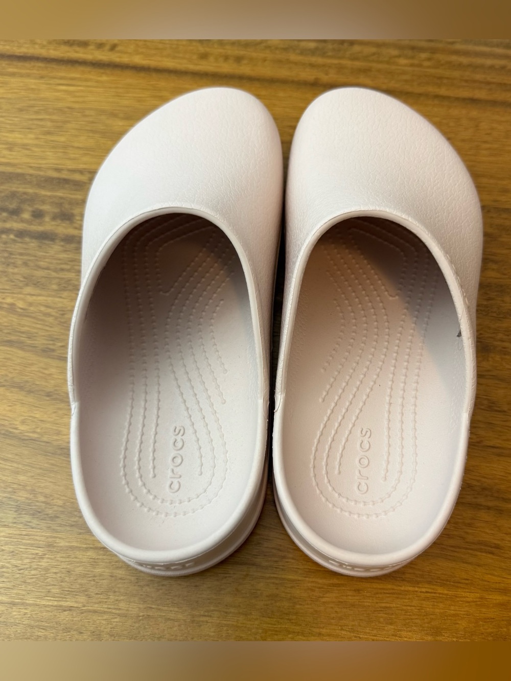 Crocs Dylan women’s Clogs Size 8 - Picture 4 of 6